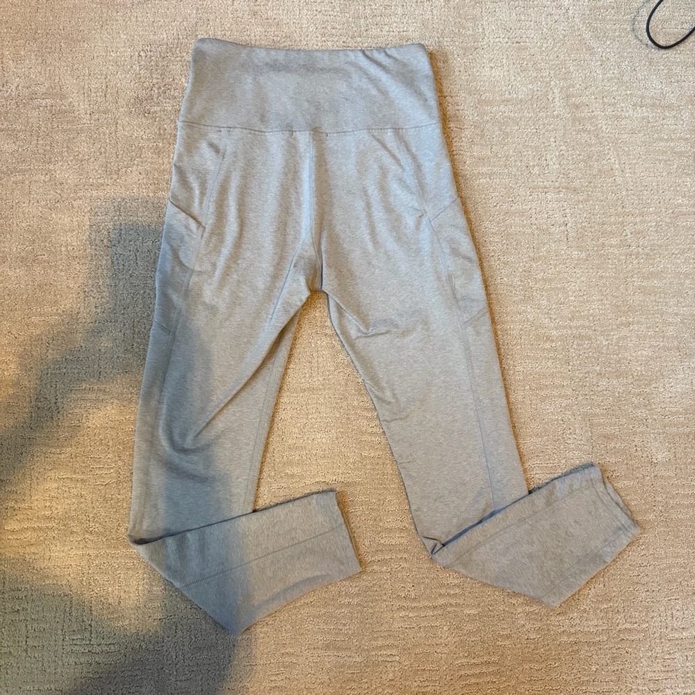 Zobha Light Gray Leggings